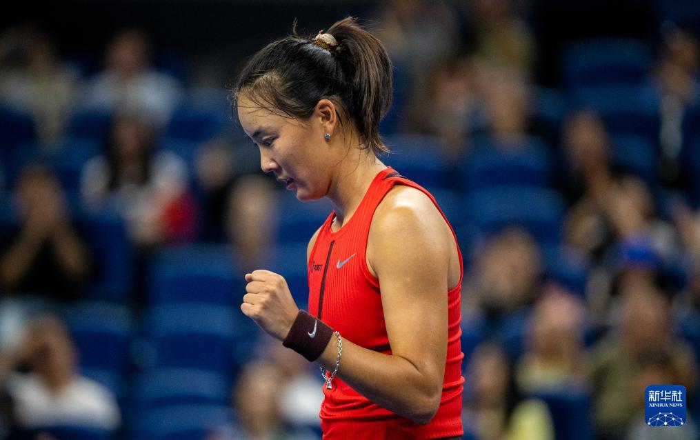 轮比赛中, 轮比赛中, NiC 轮比赛中, 轮比赛中, NiC